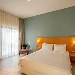 Otel Med-inn 4*