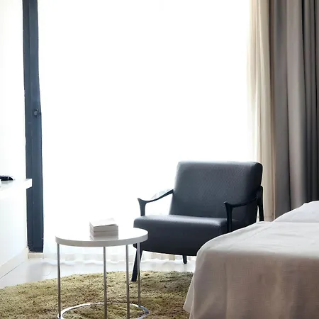 Med-inn 호텔 4*