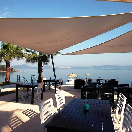Med-inn Boutique 4*