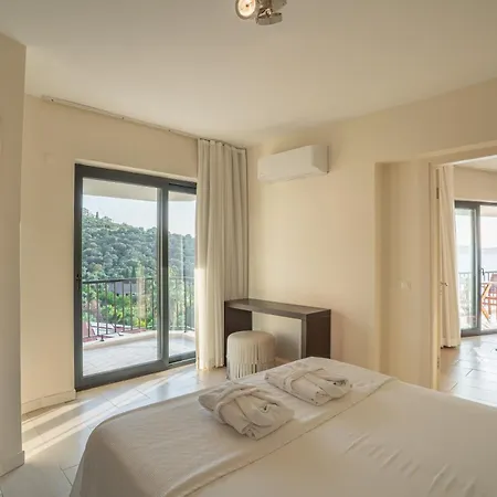 Med-inn Hotell