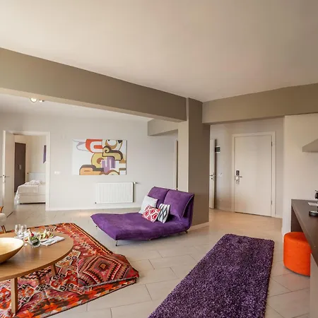 Med-inn Boutique Hotel
