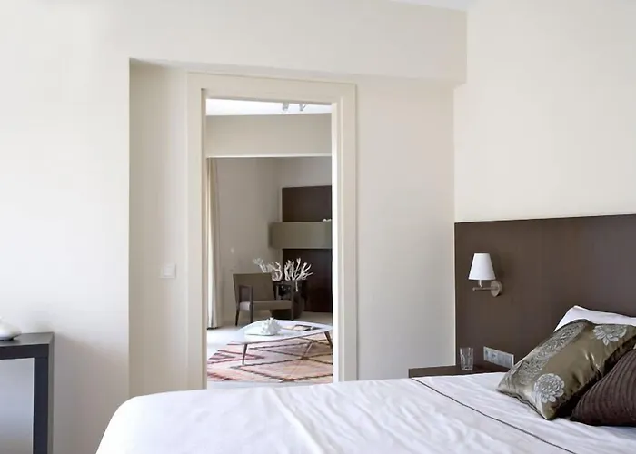 Med-inn Гюллюк